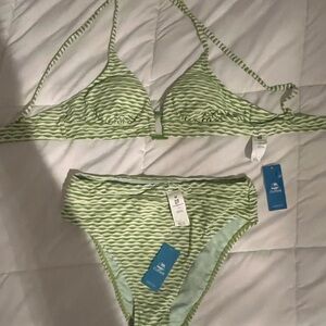 Cupshe Green Wave Pattern Bikini Set